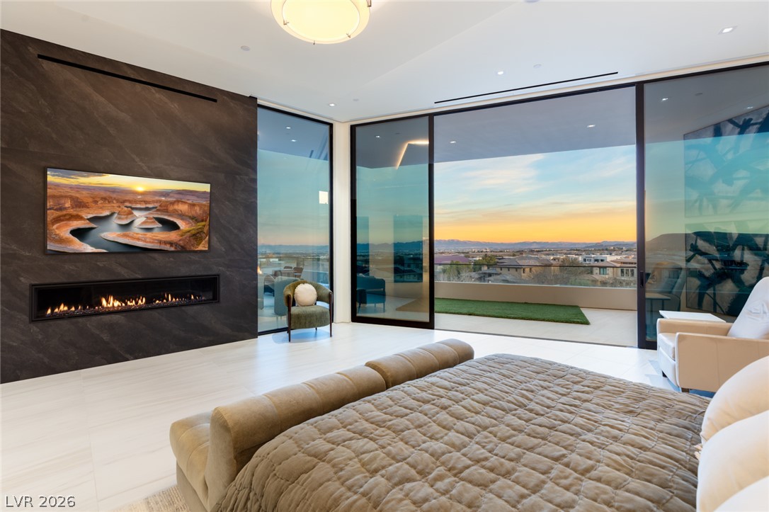 81 Hawk Ridge Drive Las Vegas NV 89135