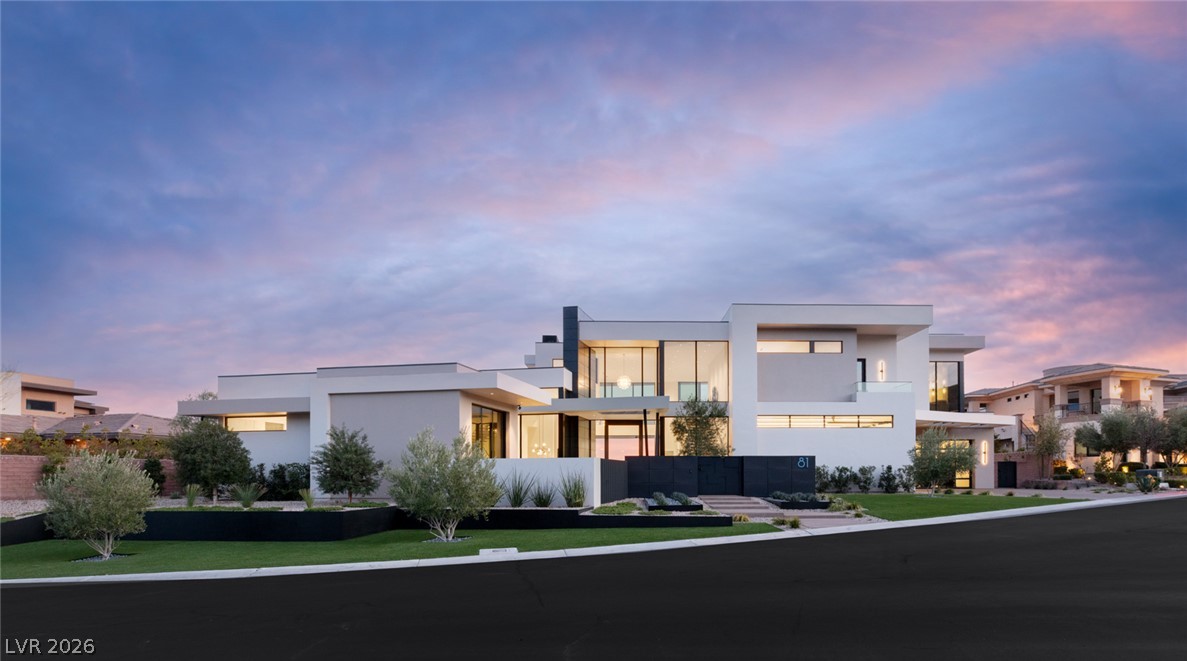 81 Hawk Ridge Drive Las Vegas NV 89135