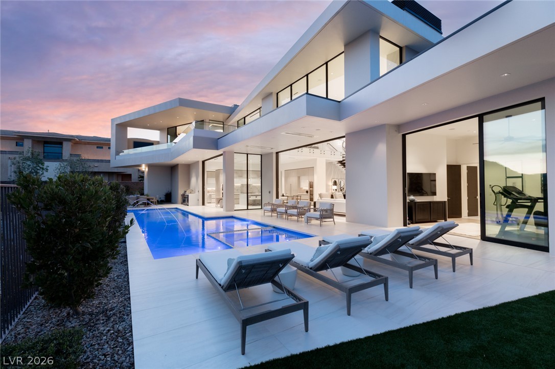 81 Hawk Ridge Drive Las Vegas NV 89135