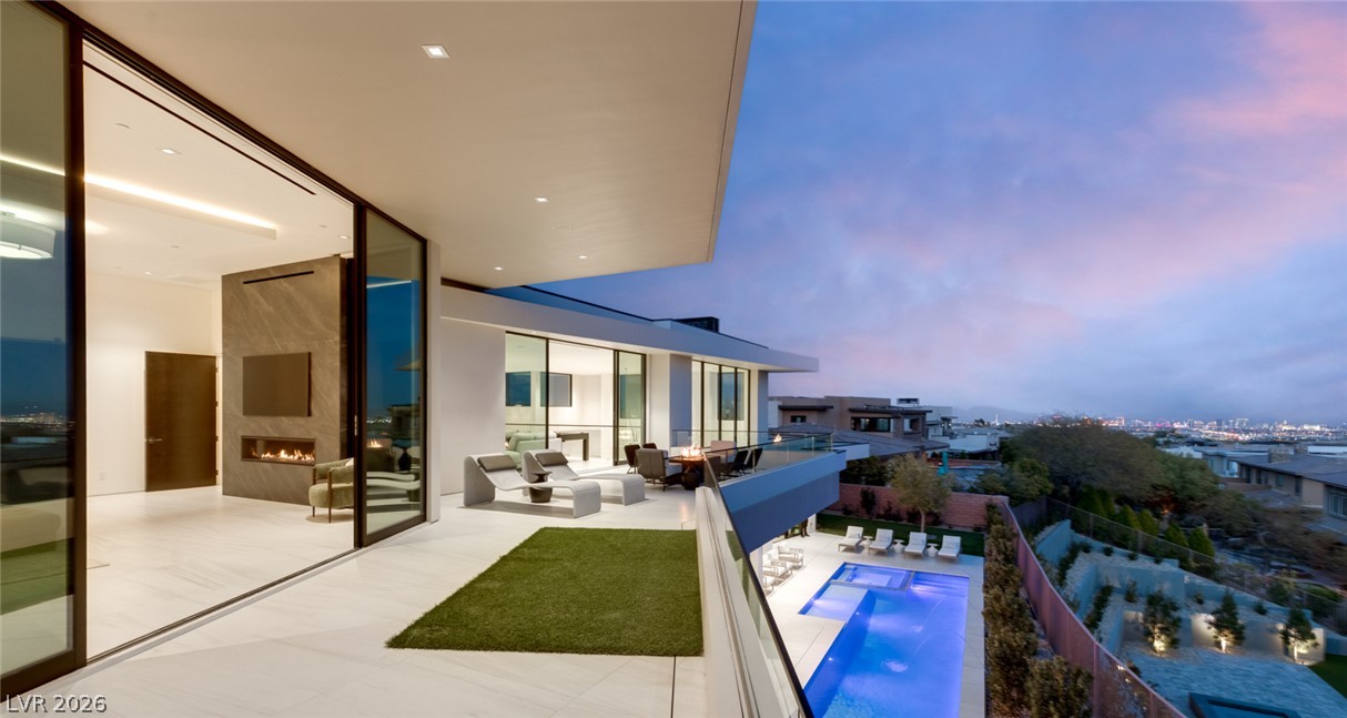 81 Hawk Ridge Drive Las Vegas NV 89135