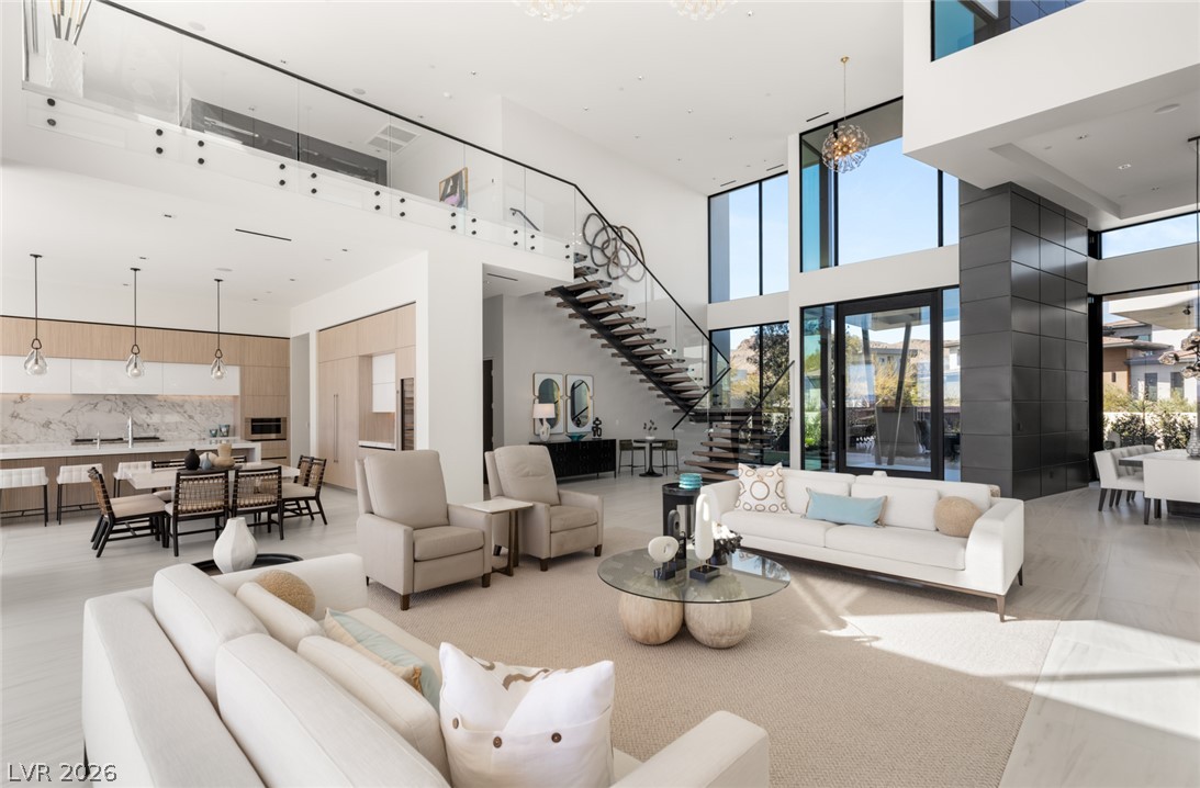 81 Hawk Ridge Drive Las Vegas NV 89135