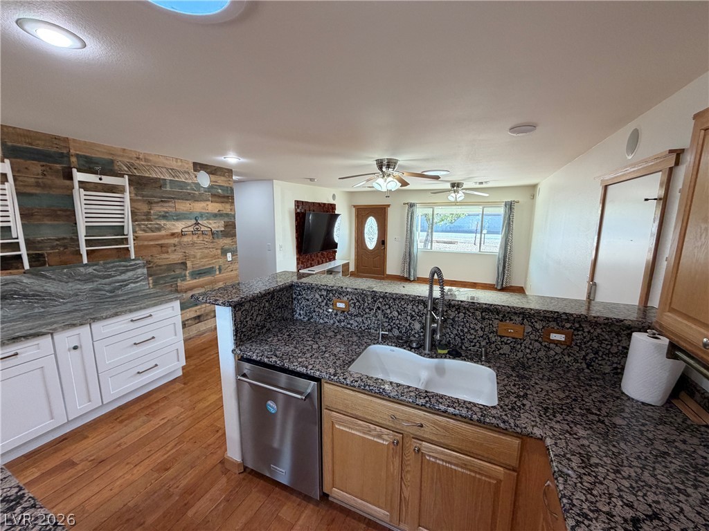 7214 Cameron Street Las Vegas NV 89118