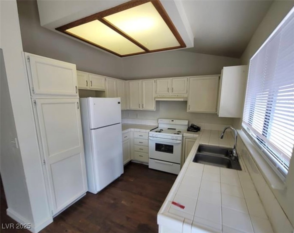 372 Rushing Creek Court Henderson NV 89014