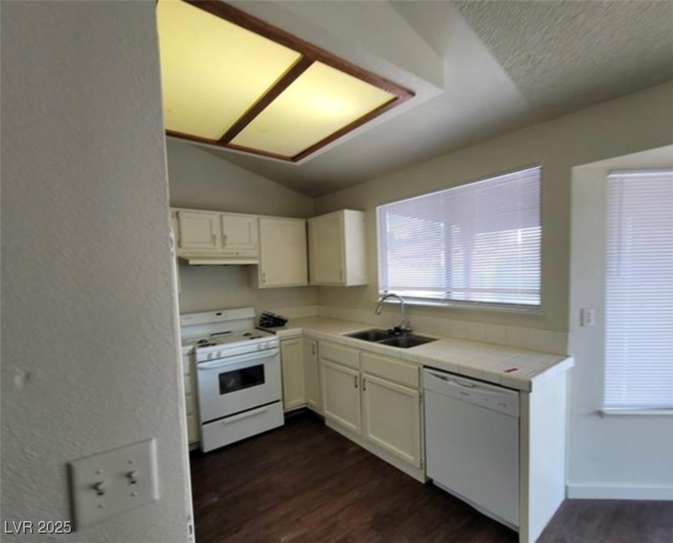 372 Rushing Creek Court Henderson NV 89014