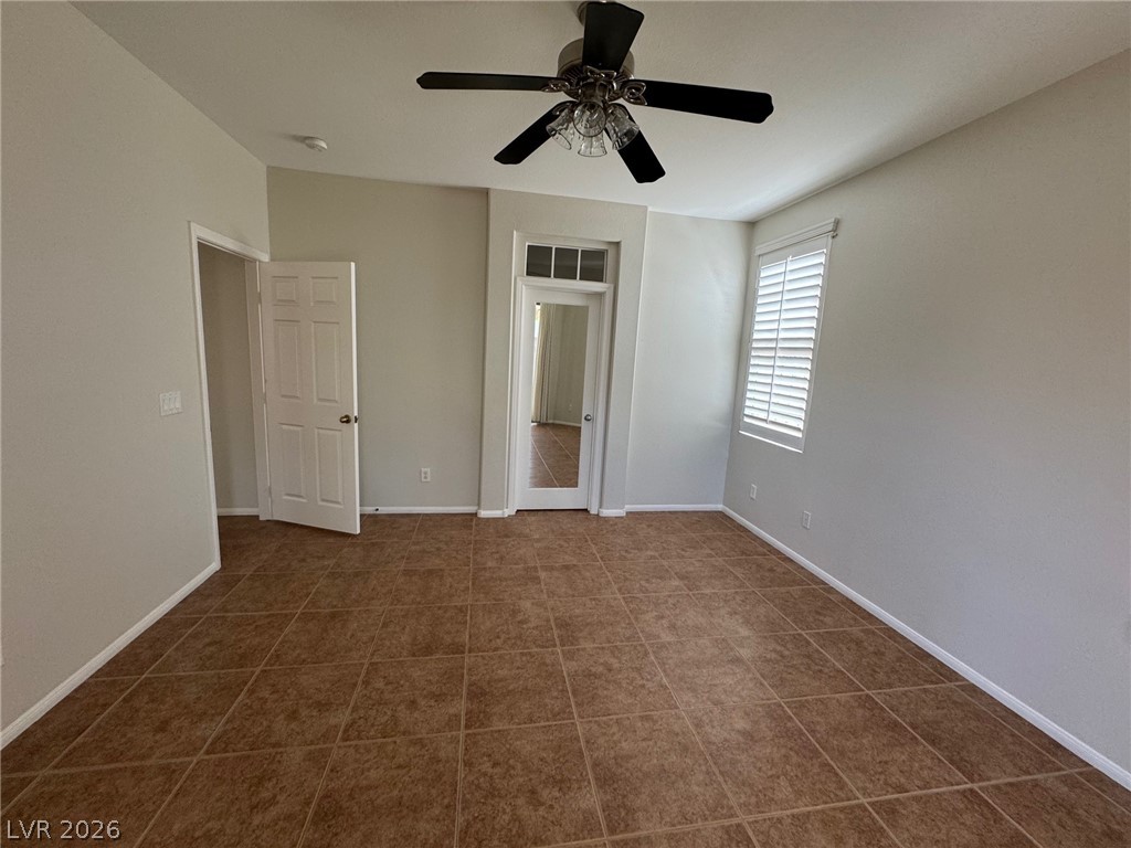 7621 Port Orchard Avenue Las Vegas NV 89113