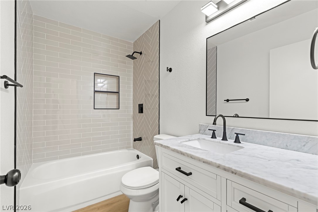 3512 Corona Del Mar Drive Las Vegas NV 89108
