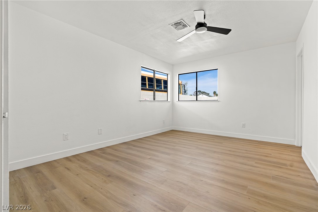 3512 Corona Del Mar Drive Las Vegas NV 89108