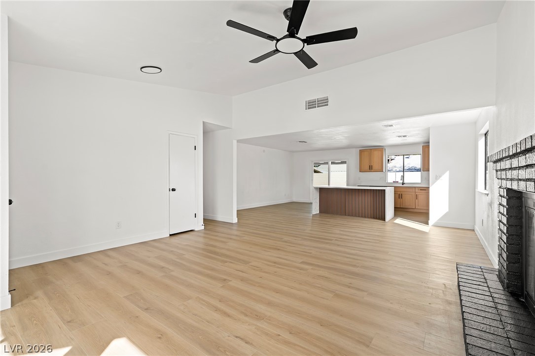3512 Corona Del Mar Drive Las Vegas NV 89108
