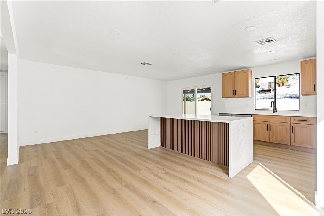 3512 Corona Del Mar Drive Las Vegas NV 89108