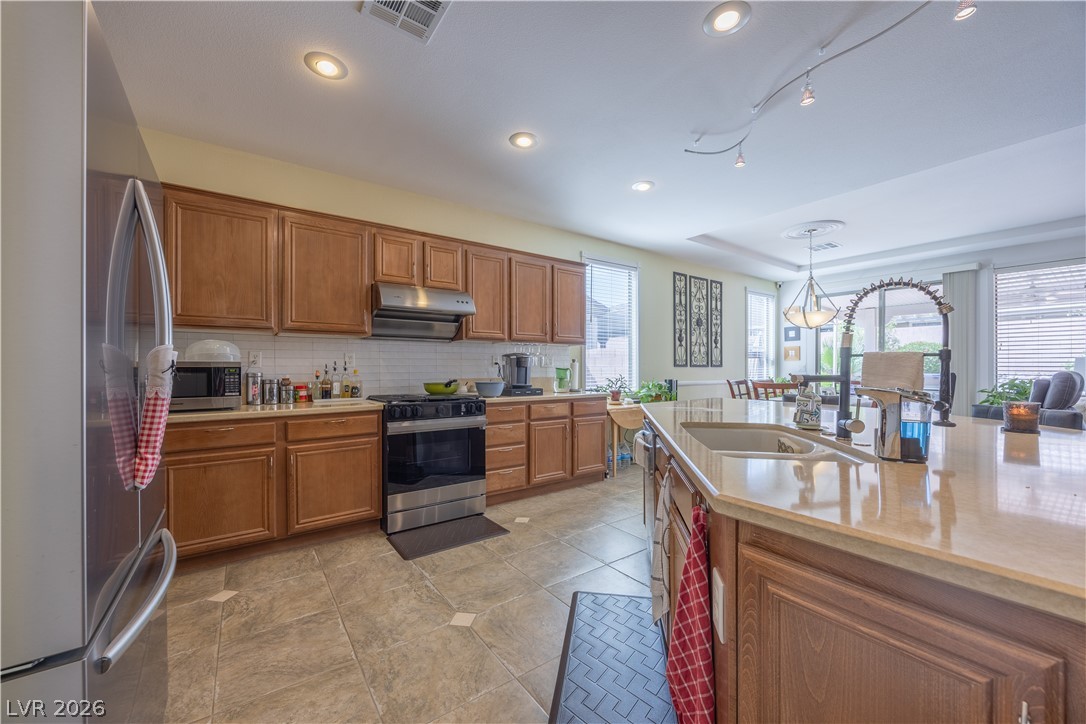 1828 Moonglow Peak Avenue North Las Vegas NV 89084