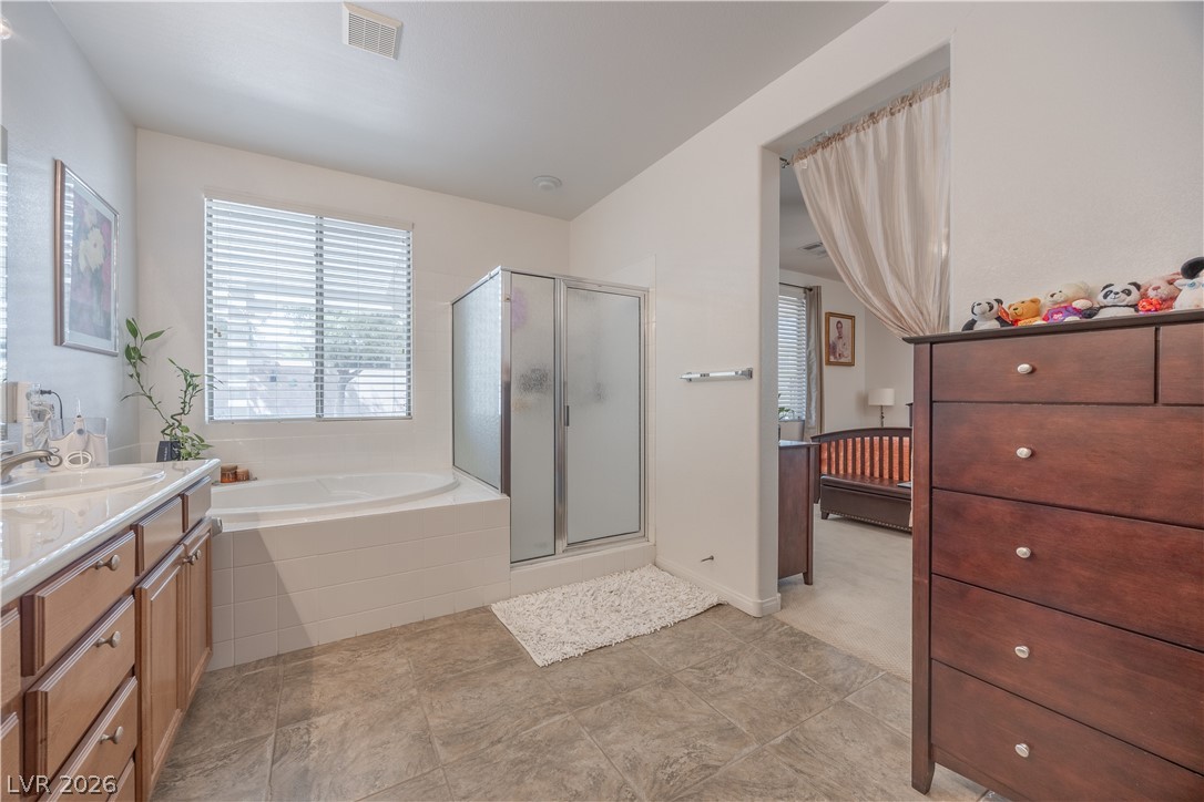 1828 Moonglow Peak Avenue North Las Vegas NV 89084