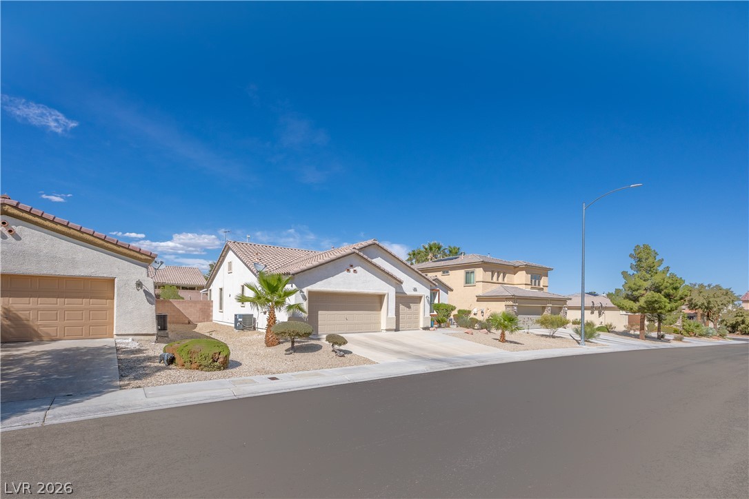 1828 Moonglow Peak Avenue North Las Vegas NV 89084