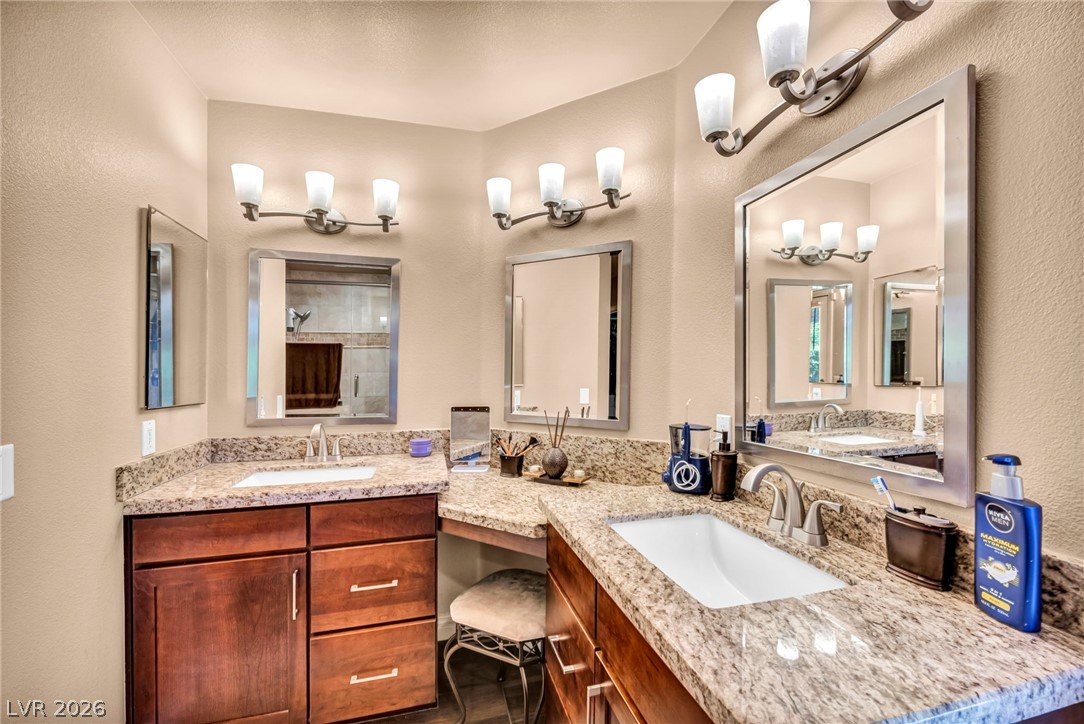 3708 Glen Ridge Way Las Vegas NV 89108