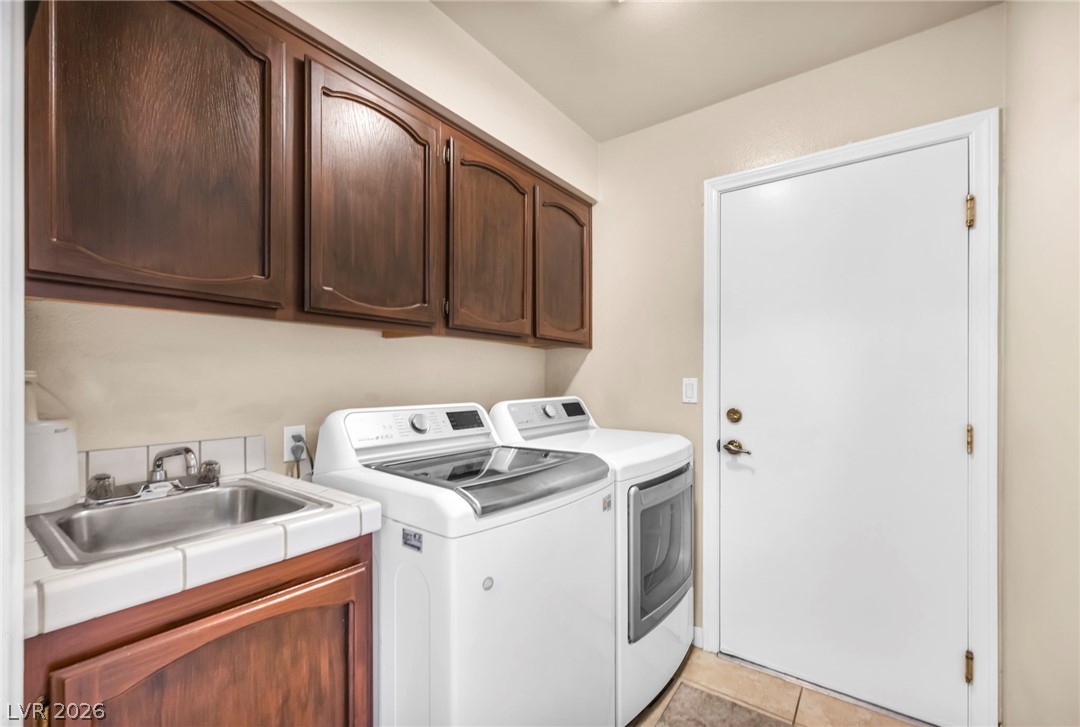 3708 Glen Ridge Way Las Vegas NV 89108