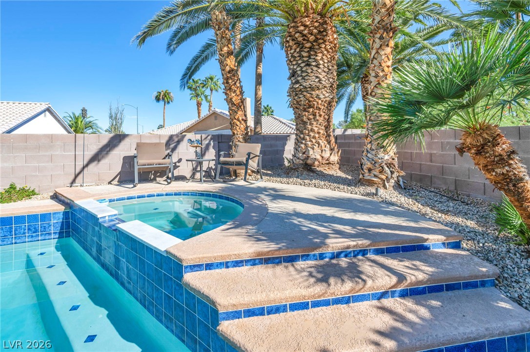 3708 Glen Ridge Way Las Vegas NV 89108