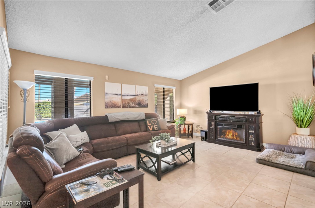 3708 Glen Ridge Way Las Vegas NV 89108
