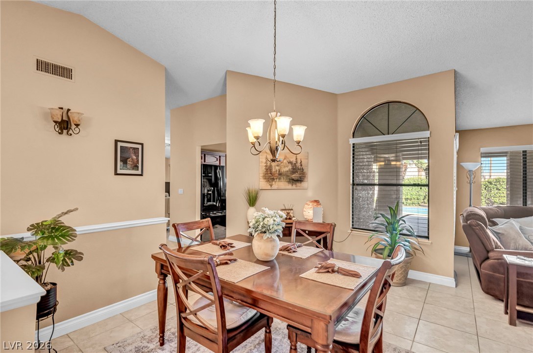 3708 Glen Ridge Way Las Vegas NV 89108