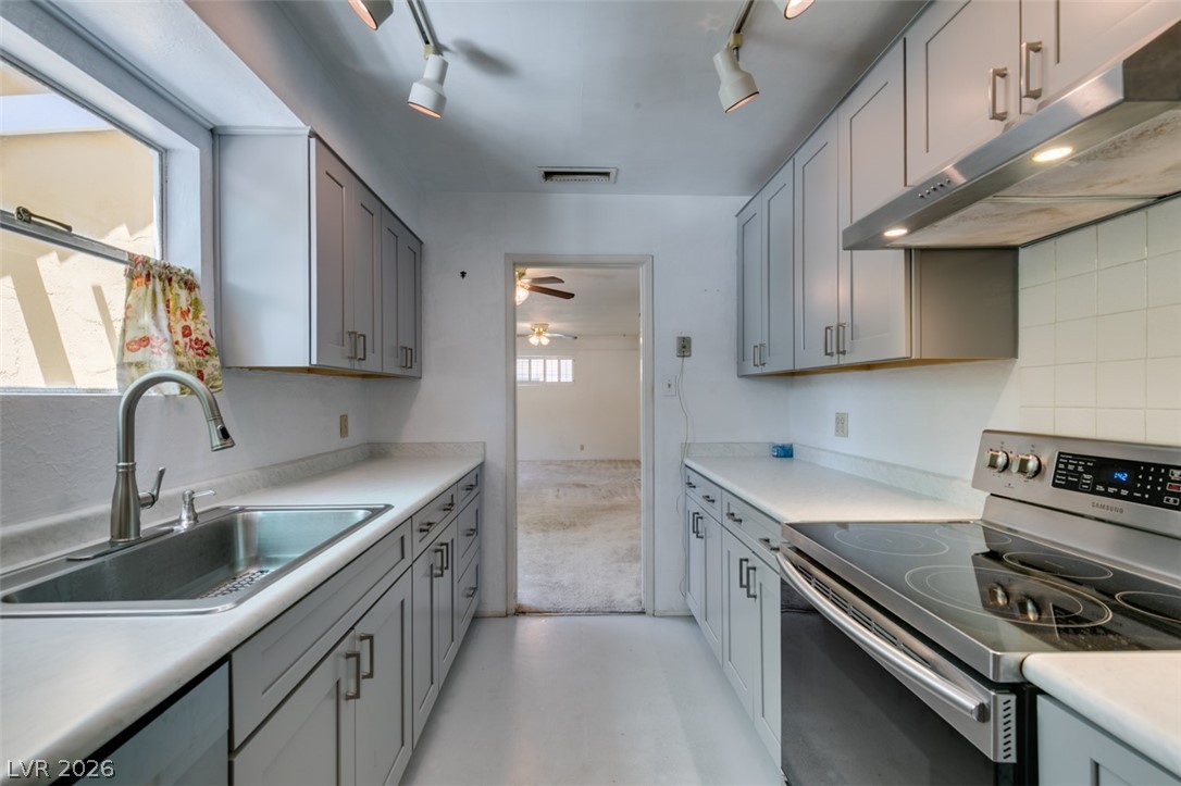 1127 Melville Drive Las Vegas NV 89102