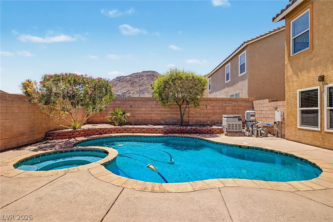 184 White Butte Street Henderson NV 89012