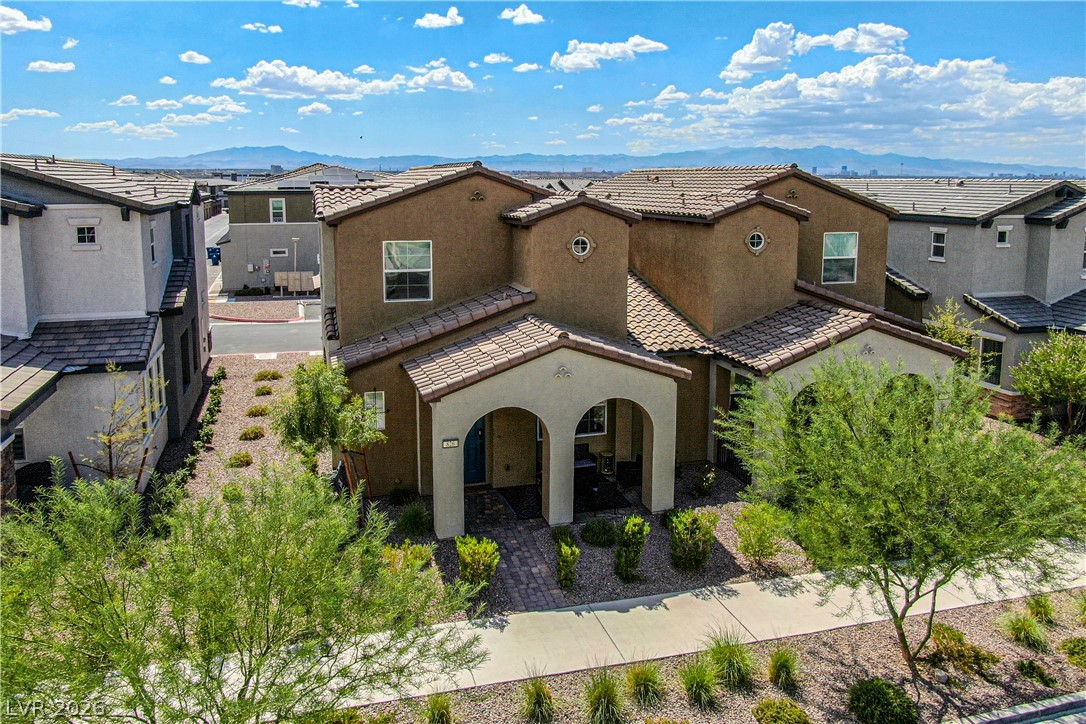 826 Royal Beekman Street Henderson NV 89011