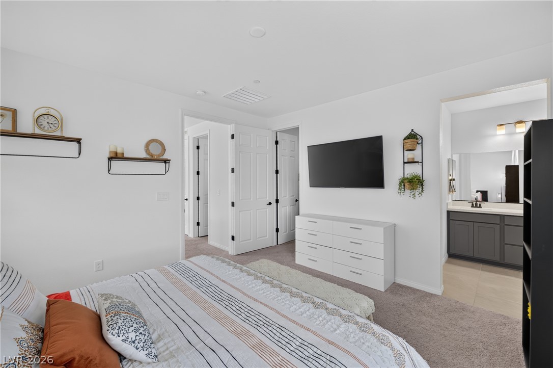 826 Royal Beekman Street Henderson NV 89011