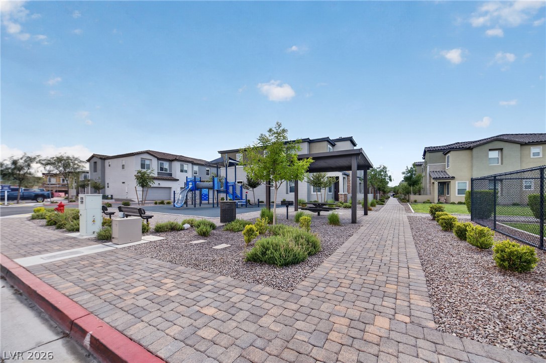 826 Royal Beekman Street Henderson NV 89011