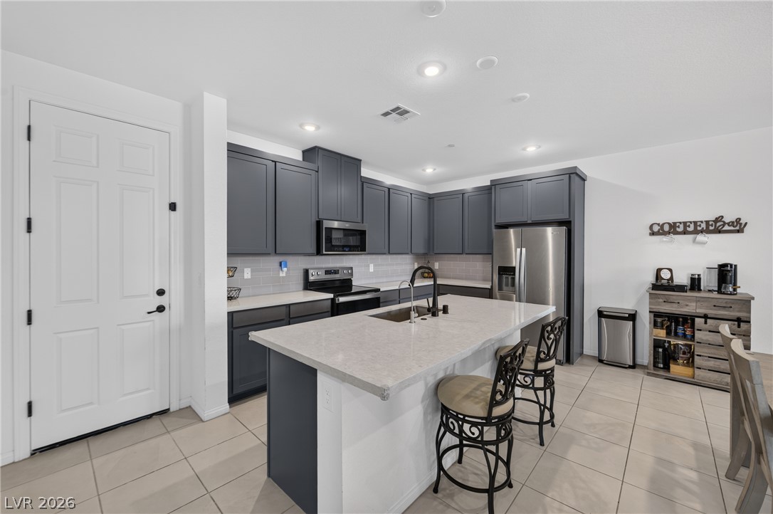 826 Royal Beekman Street Henderson NV 89011