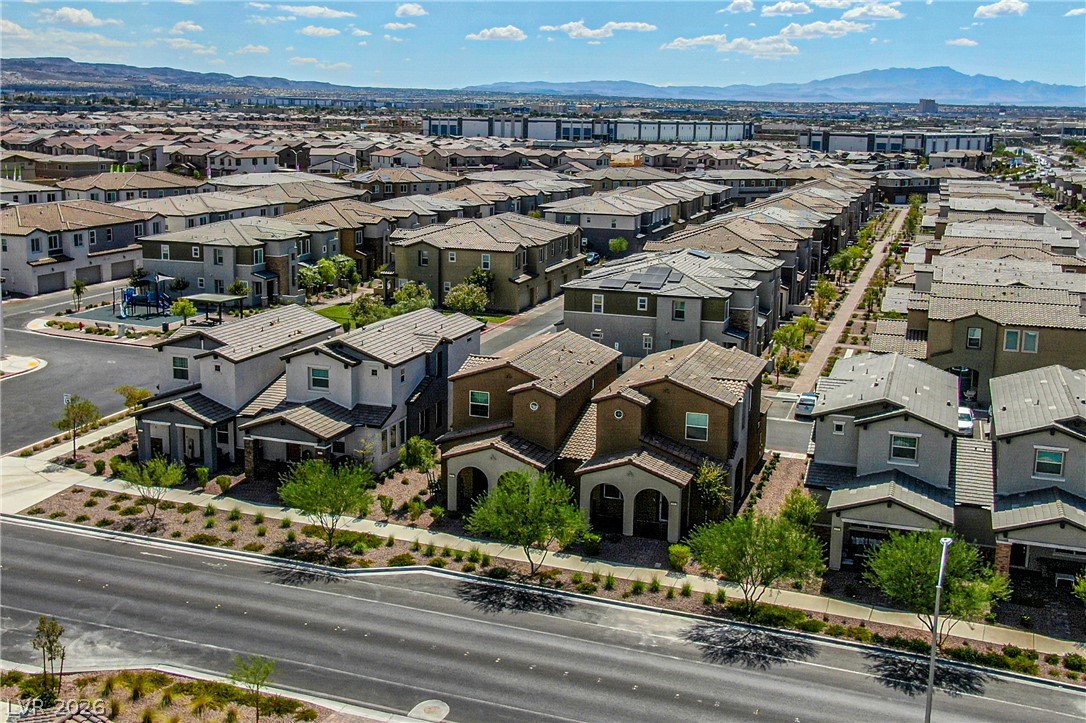 826 Royal Beekman Street Henderson NV 89011