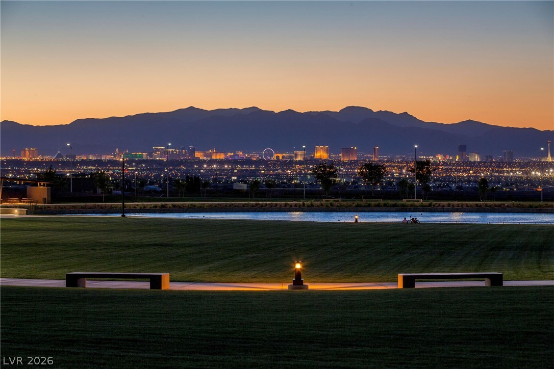 826 Royal Beekman Street Henderson NV 89011