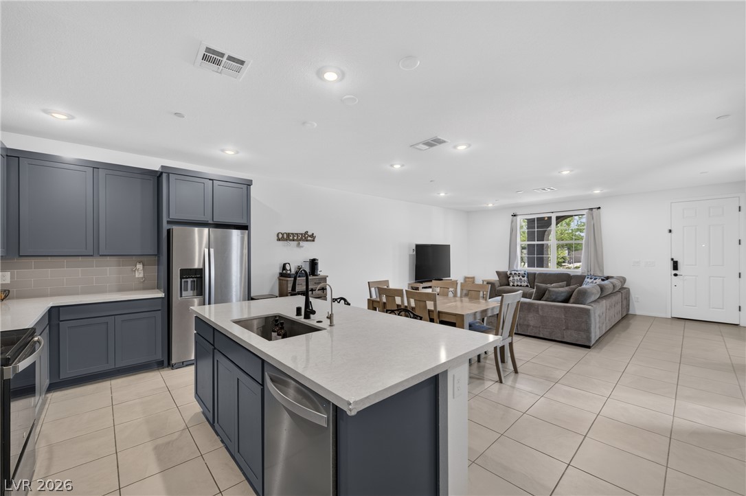 826 Royal Beekman Street Henderson NV 89011