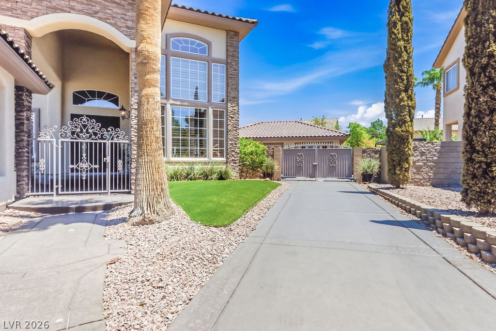 10524 Torre De Nolte Street Las Vegas NV 89141