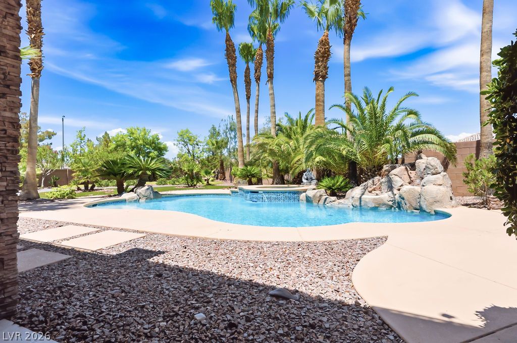 10524 Torre De Nolte Street Las Vegas NV 89141