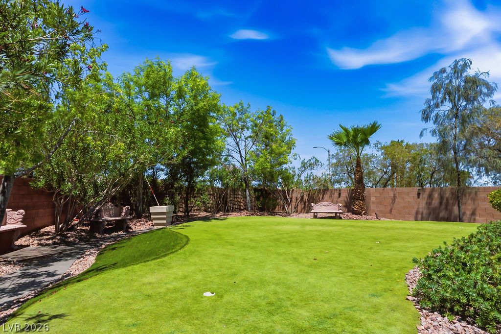 10524 Torre De Nolte Street Las Vegas NV 89141