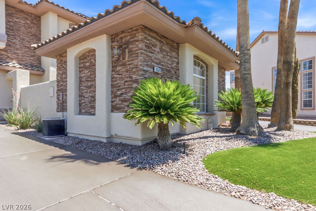 10524 Torre De Nolte Street Las Vegas NV 89141