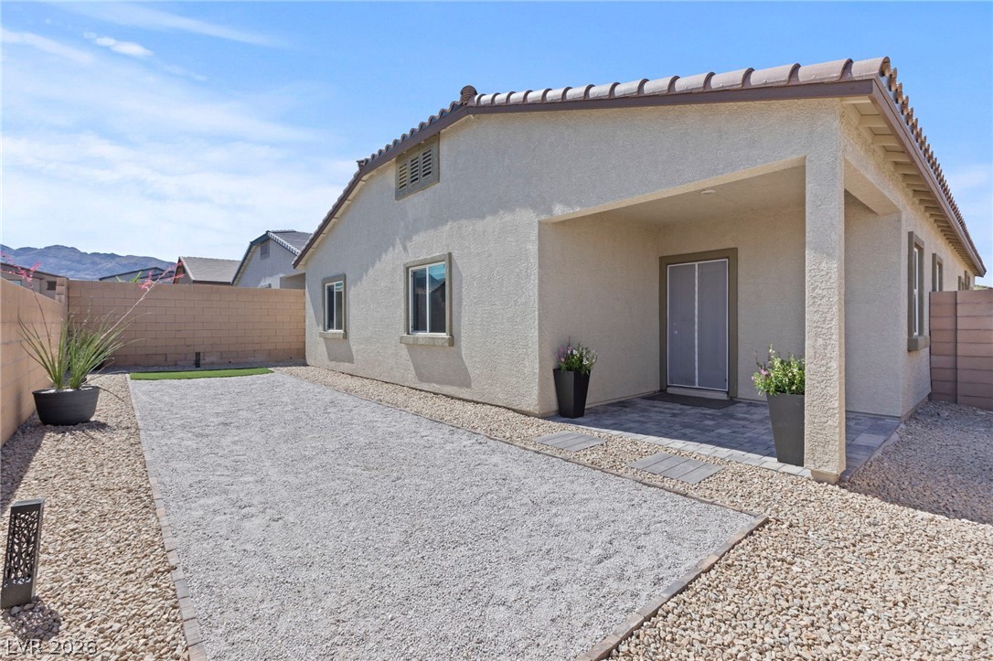 10967 Stone Crossing Avenue Las Vegas NV 89166