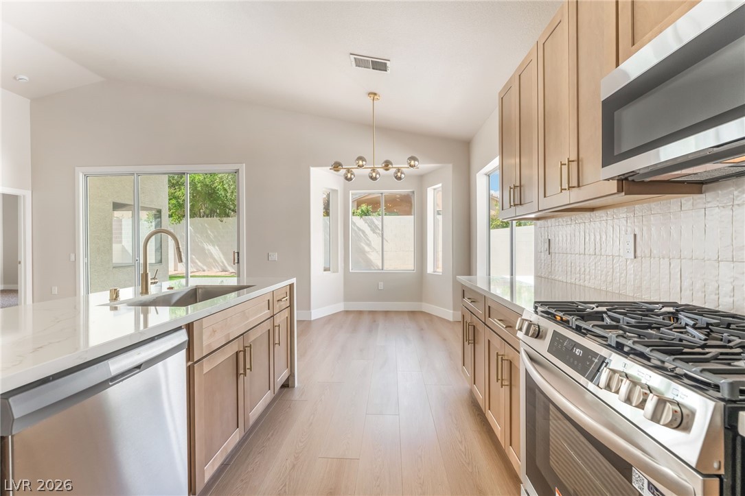 8417 Bay Crest Drive Las Vegas NV 89128