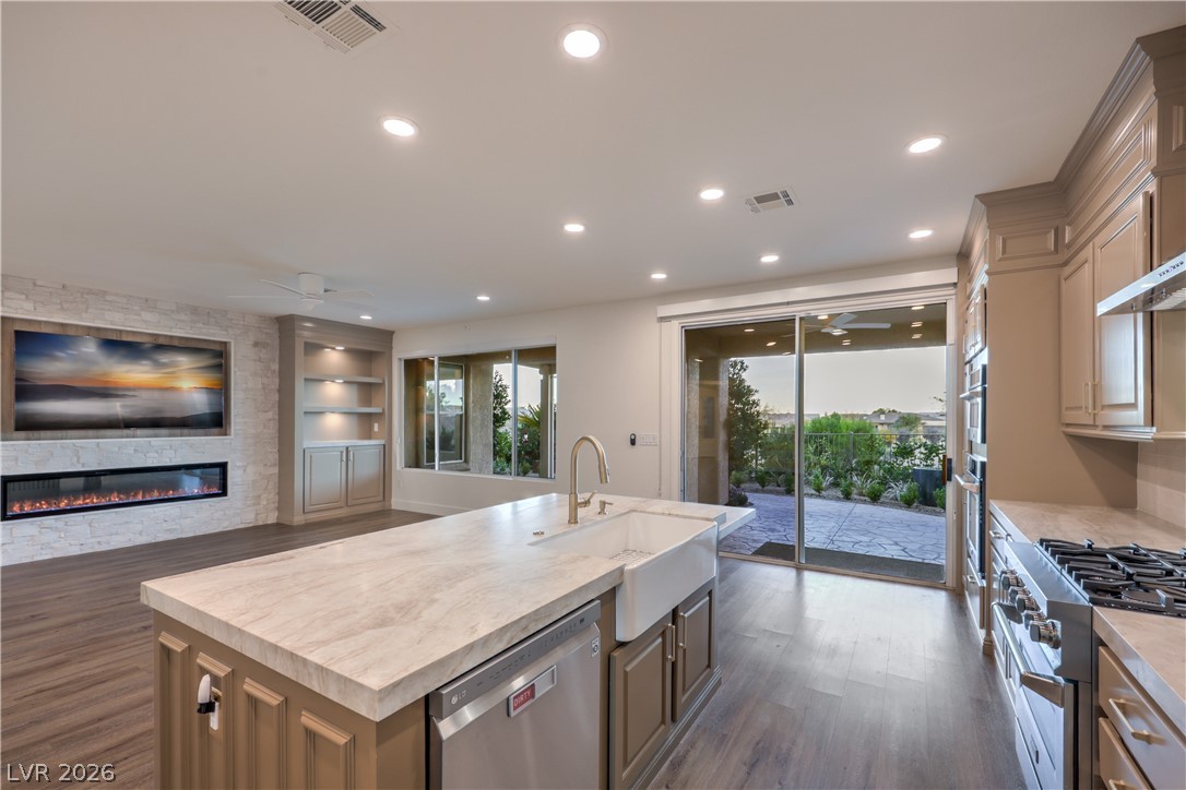 4740 Riva De Romanza Street Las Vegas NV 89135