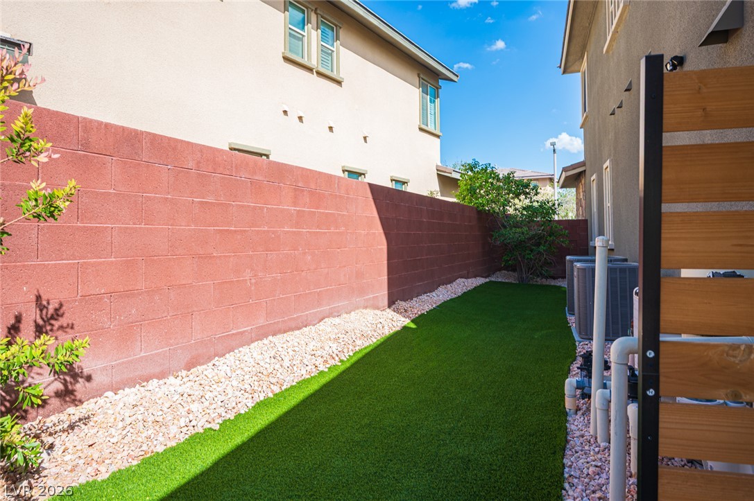 5917 Heaven View Drive Las Vegas NV 89135