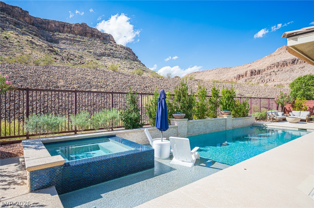 5917 Heaven View Drive Las Vegas NV 89135