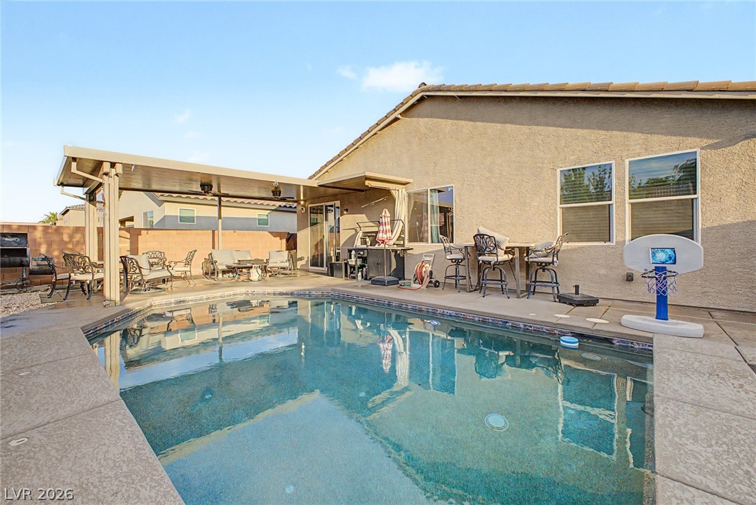 512 Shimmering Sands Avenue North Las Vegas NV 89031