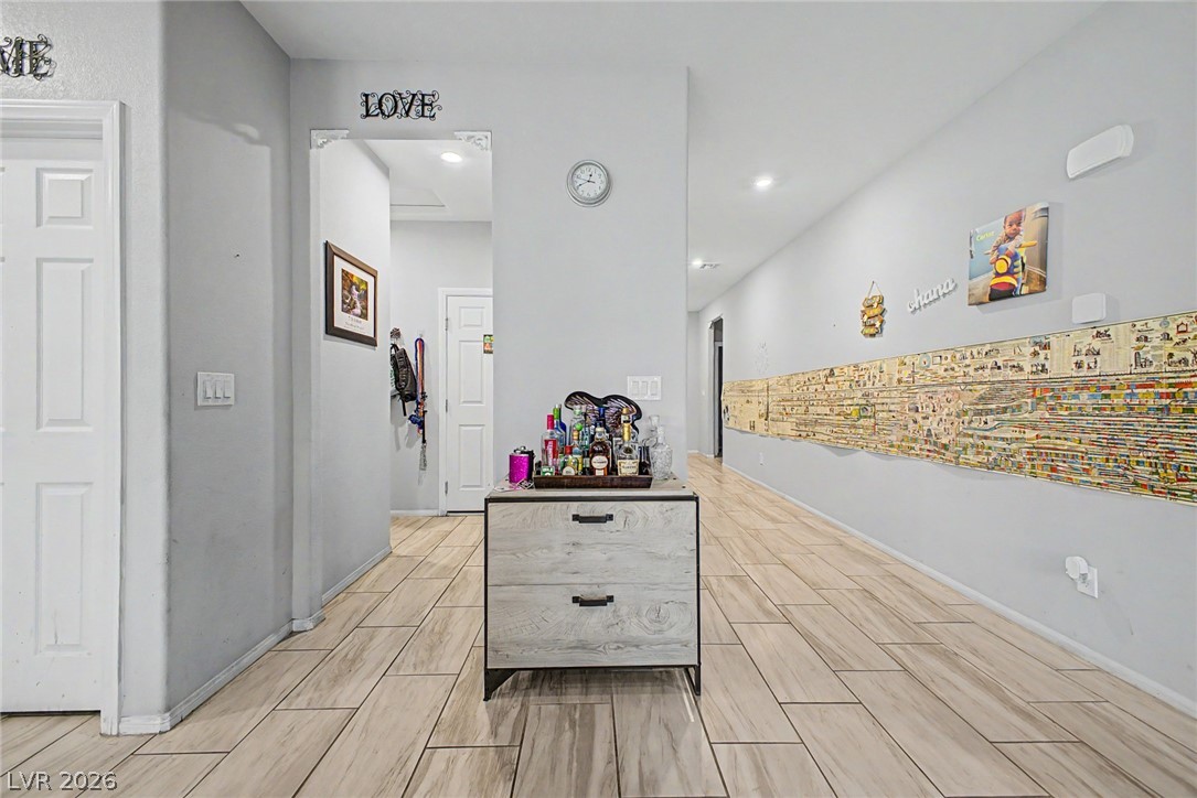 512 Shimmering Sands Avenue North Las Vegas NV 89031