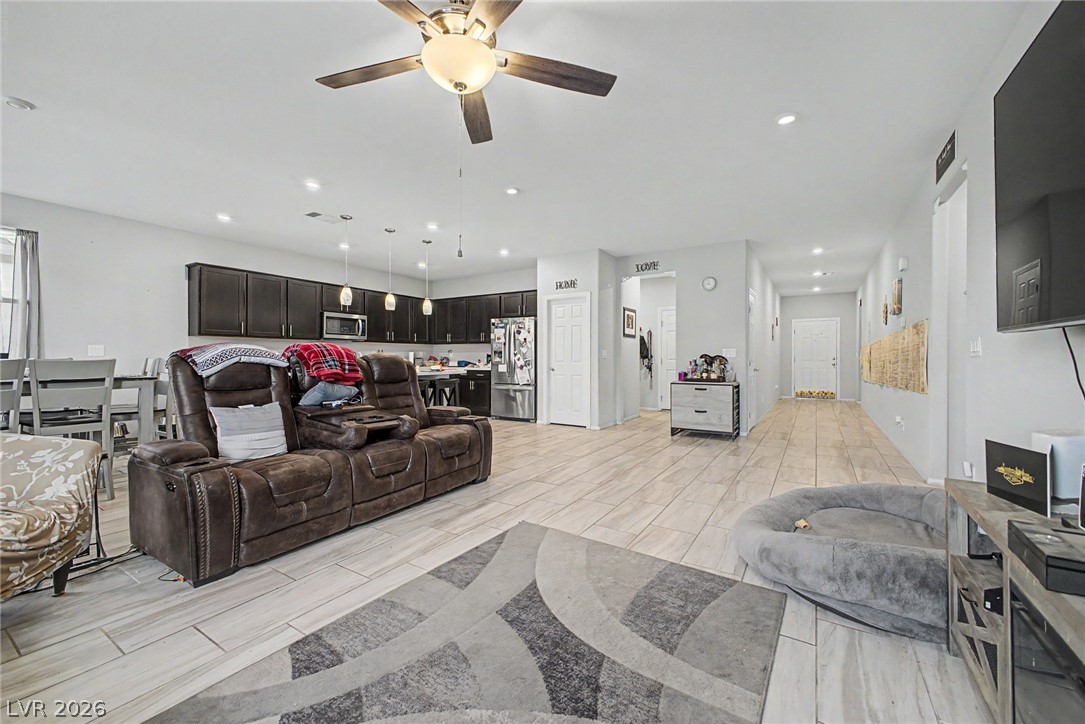512 Shimmering Sands Avenue North Las Vegas NV 89031