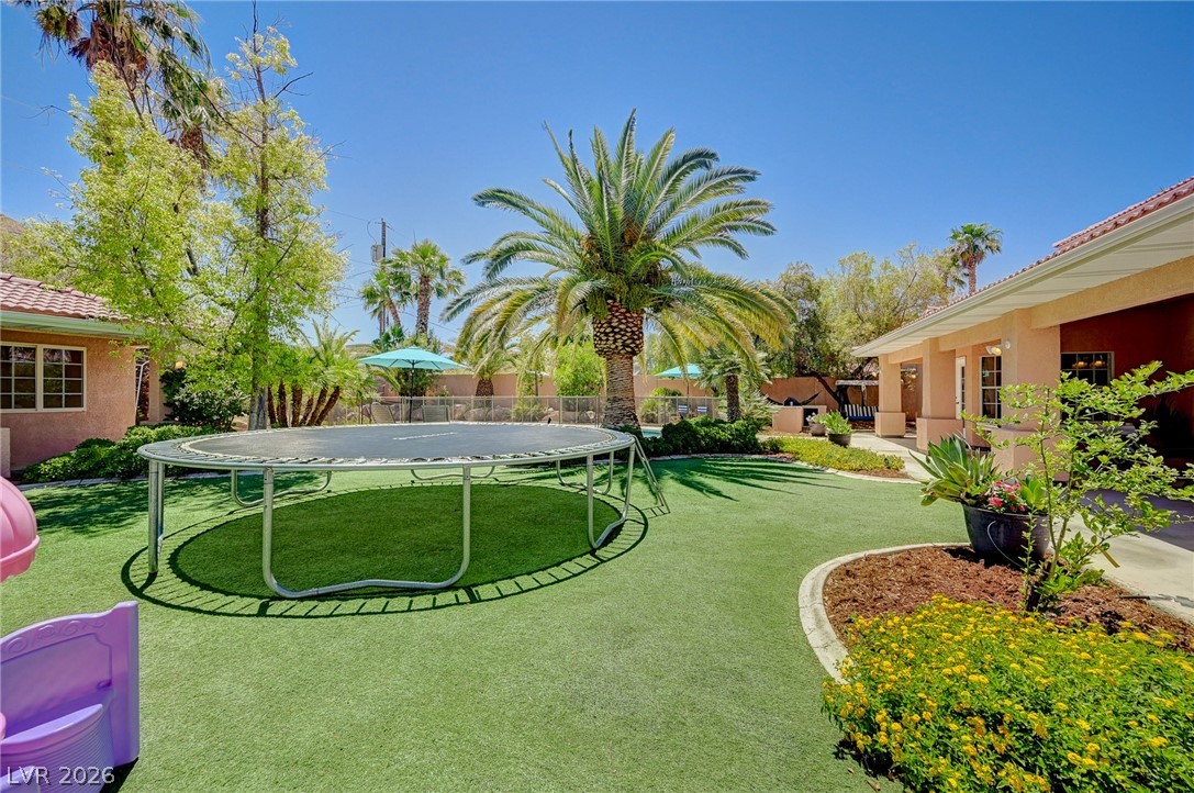 548 Radwick Drive Las Vegas NV 89110