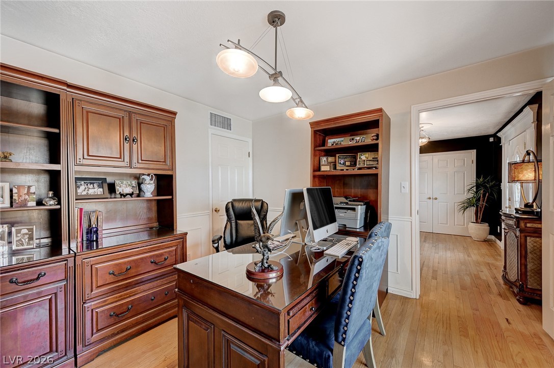 548 Radwick Drive Las Vegas NV 89110