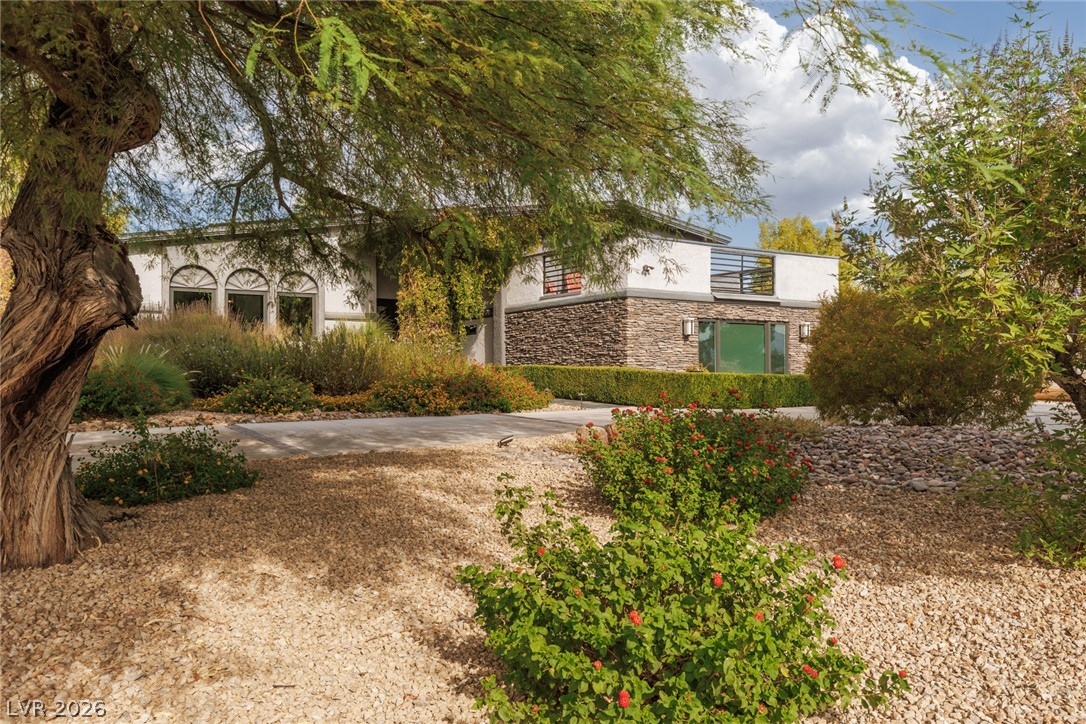 5285 North Chieftain Street Las Vegas NV 89149