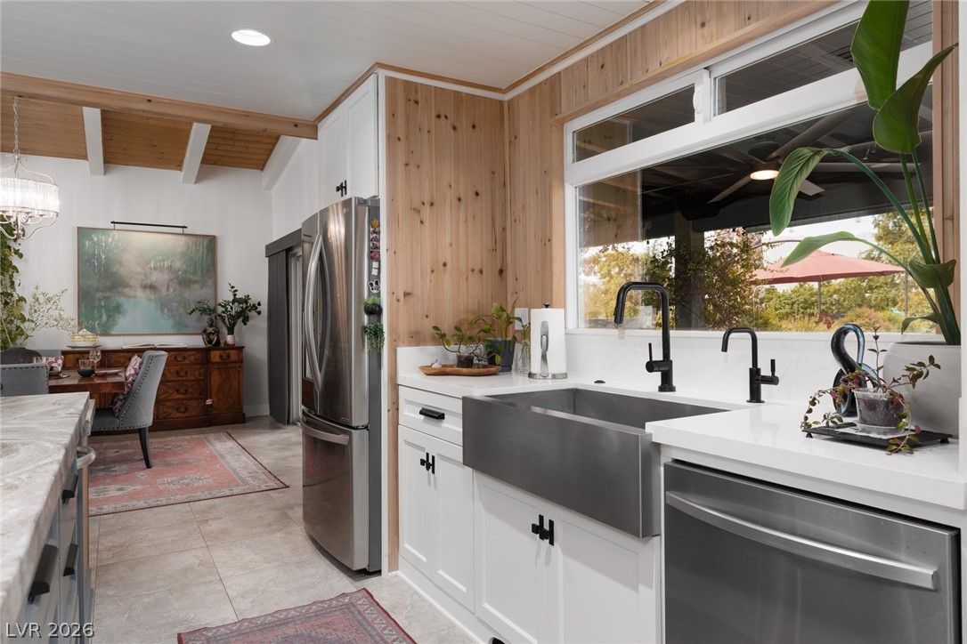 5285 North Chieftain Street Las Vegas NV 89149