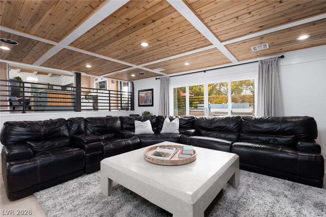 5285 North Chieftain Street Las Vegas NV 89149