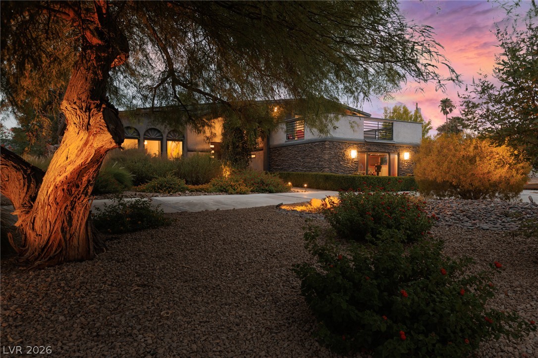 5285 North Chieftain Street Las Vegas NV 89149