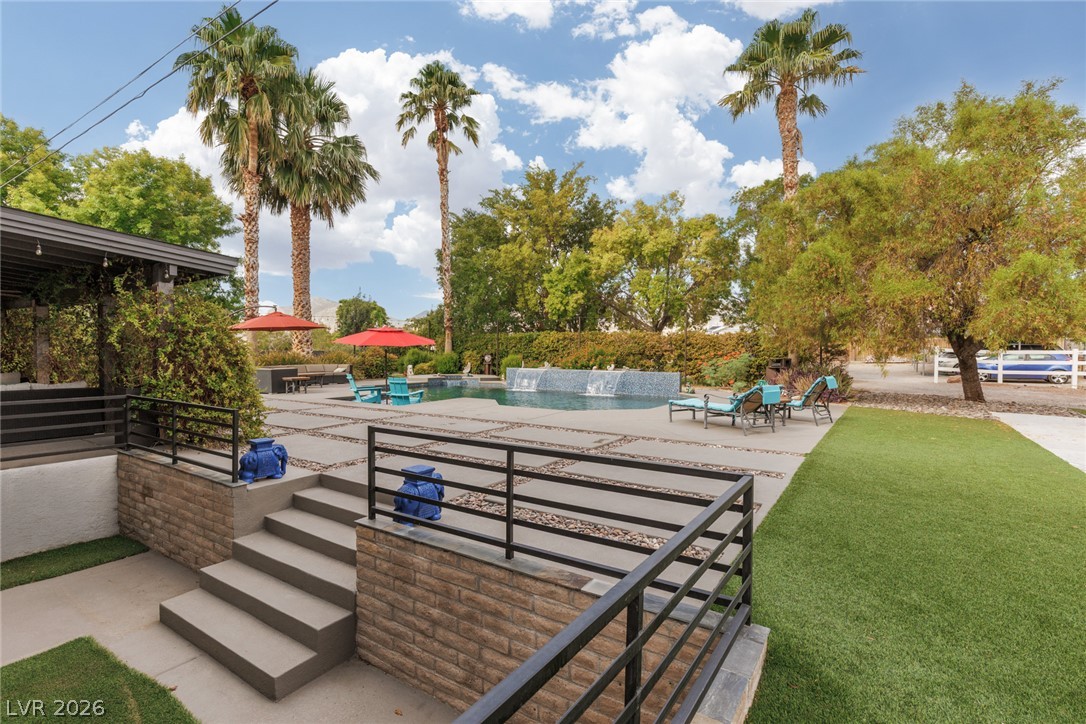 5285 North Chieftain Street Las Vegas NV 89149