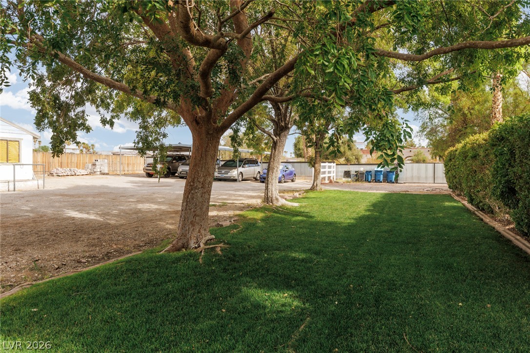 5285 North Chieftain Street Las Vegas NV 89149